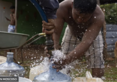 “Ni el dinero es suficiente para tener agua como es debido”: la otra crisis del agua que sufre Panamá más allá del Canal